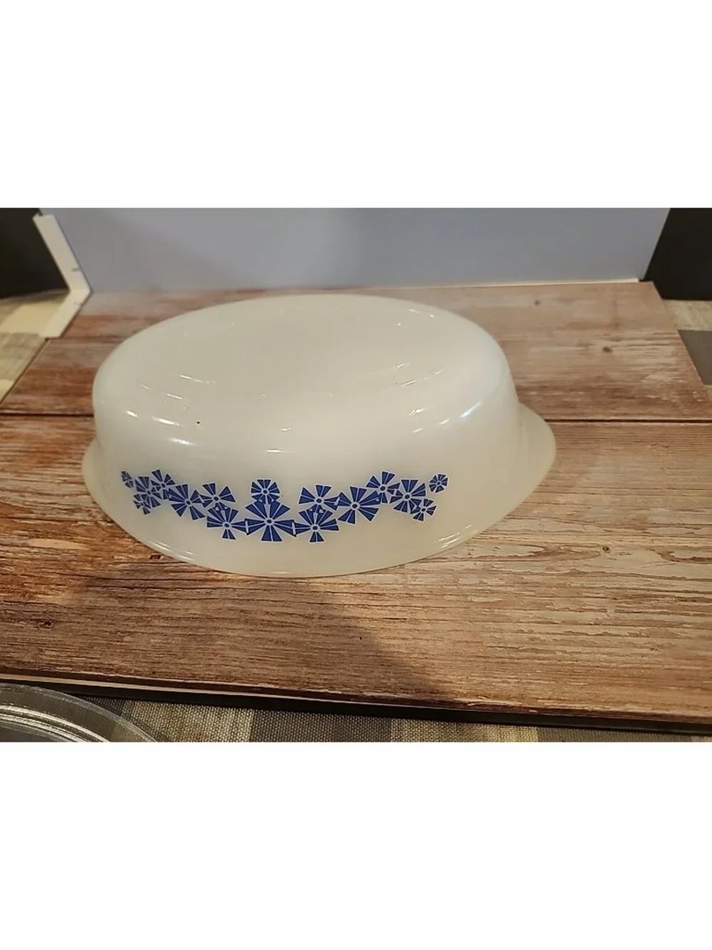 vintage Glasbake 1 qt. casserole Dish & Lid